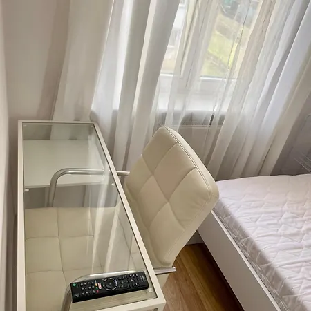 Uroczy Apartament アパート